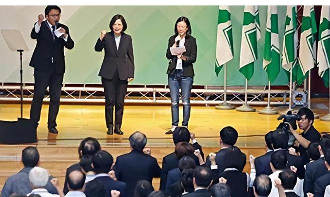 在蒋家控制下的台湾地区是如何产生的？并且赢下了(图14)