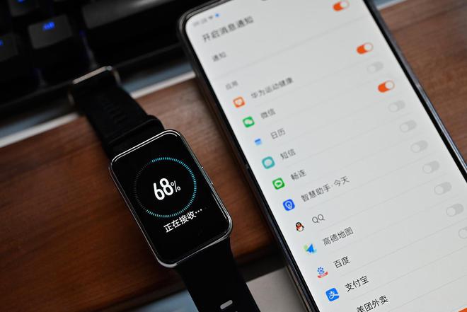 快找来智能手表、手环来测测血氧饱和度每天监测放心一下(图2)