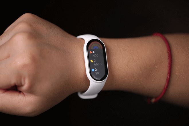 小米手环10体验：十年新里程 重新定义智能手环标准(图2)