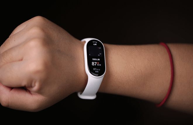 小米手环10体验：十年新里程 重新定义智能手环标准(图7)